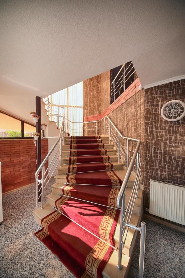 Hotel Tamari クタイシ エクステリア 写真